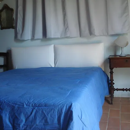 アパート La Vigna